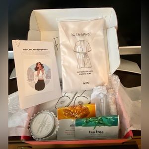 BRIDE-TO-BE GIFT BOX: "Keep Calm and Carry On"